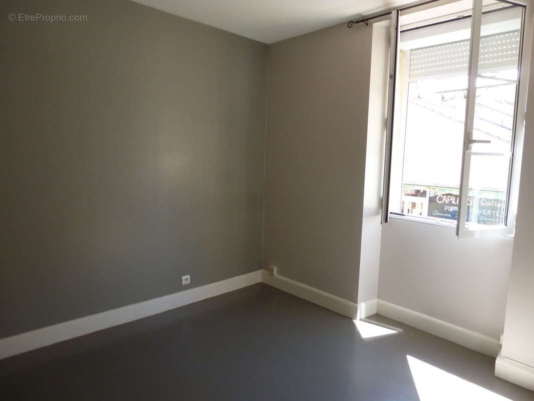 Appartement à SARLAT-LA-CANEDA