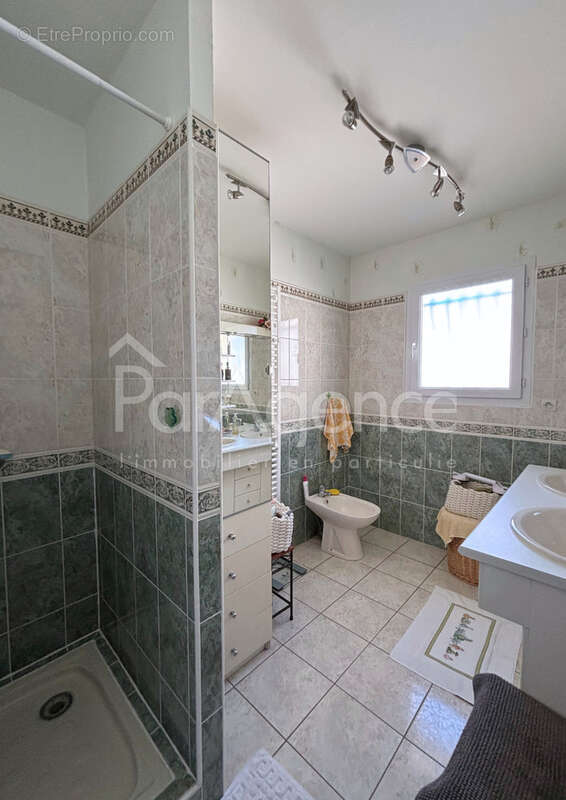 Maison à SAINT-PALAIS-SUR-MER