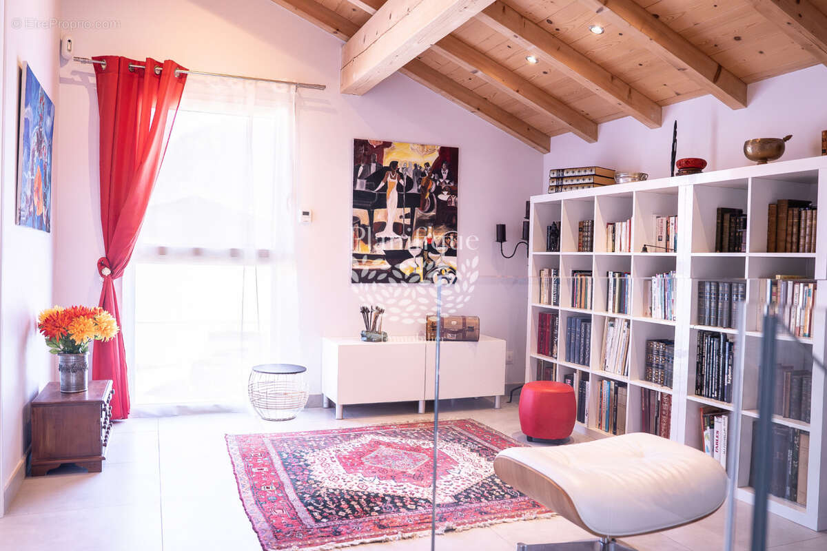Maison à SCIONZIER