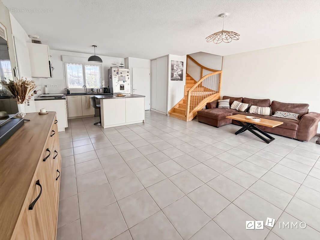 Maison 103 m² à Lherm  - photo 4