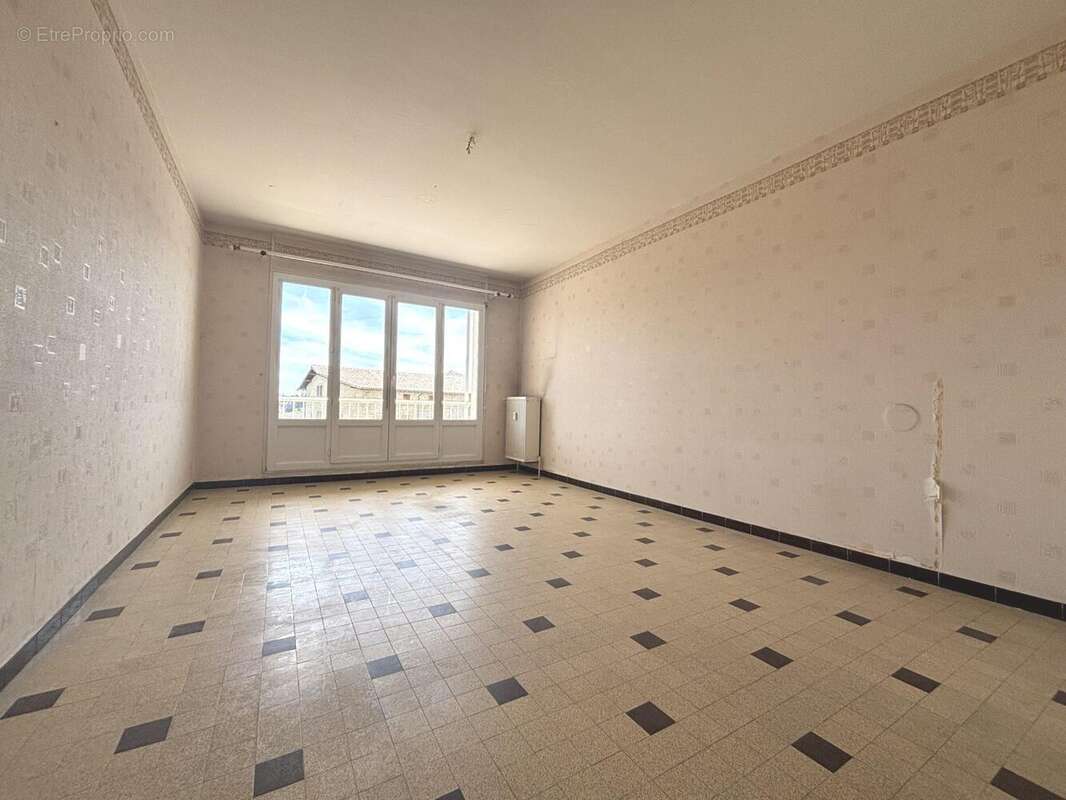 Appartement à ROMANS-SUR-ISERE