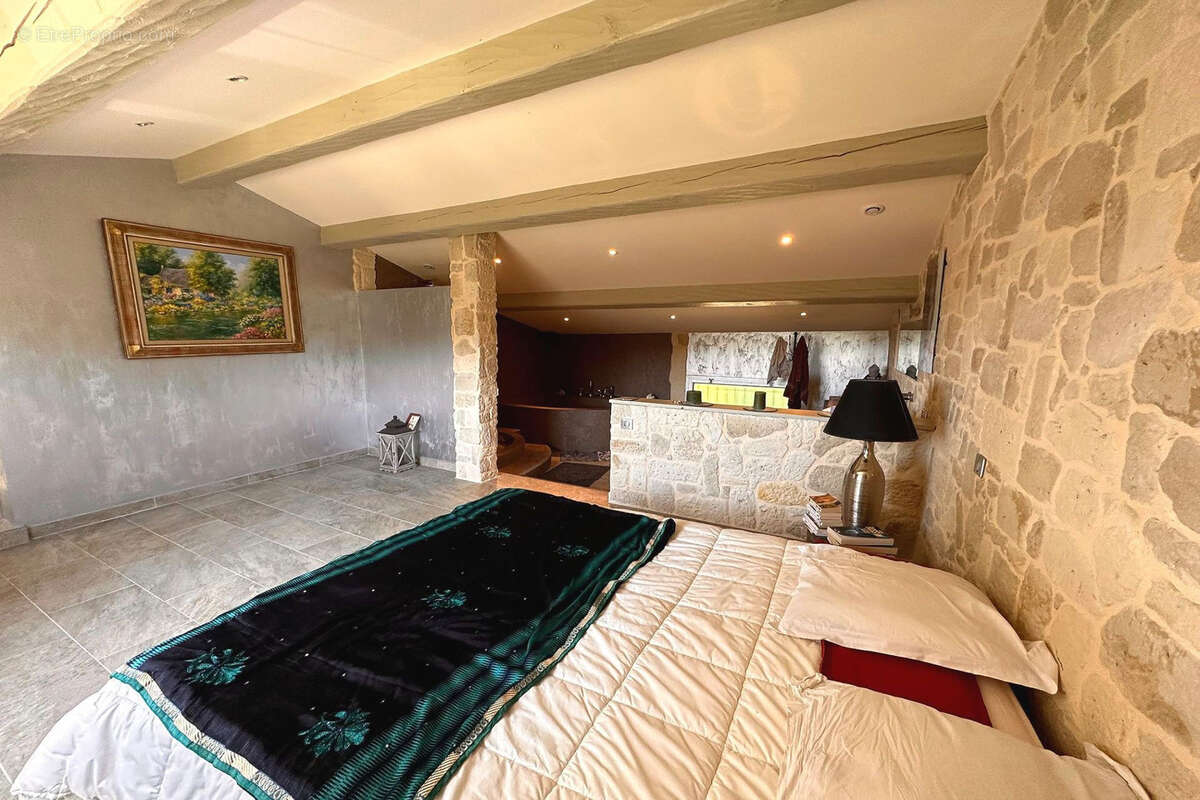 Maison à DRAGUIGNAN