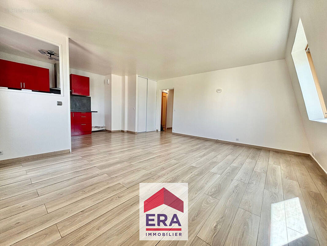 Appartement à SARTROUVILLE