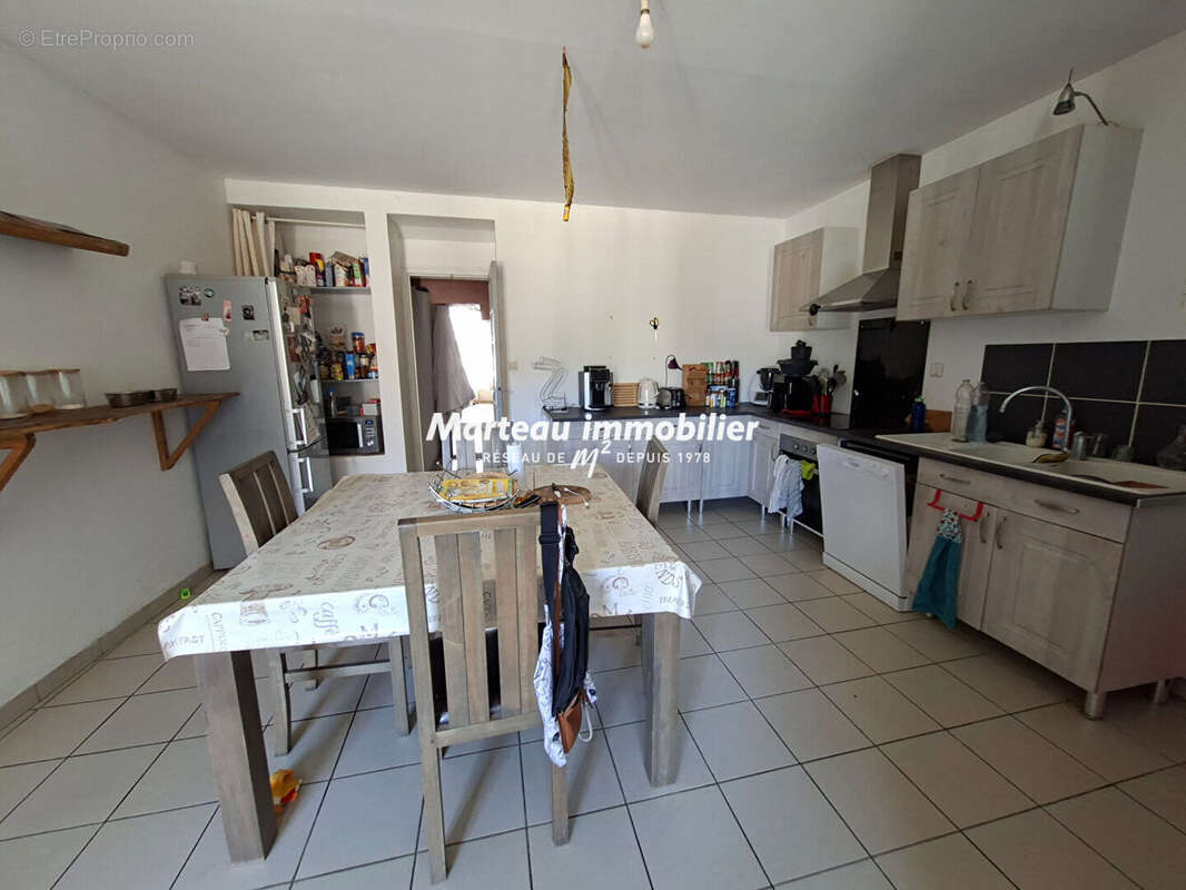 Maison de bourg Tresson 4 pièce(s) 125 m2 - photo 2