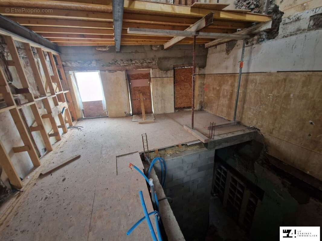 Appartement à CAZERES