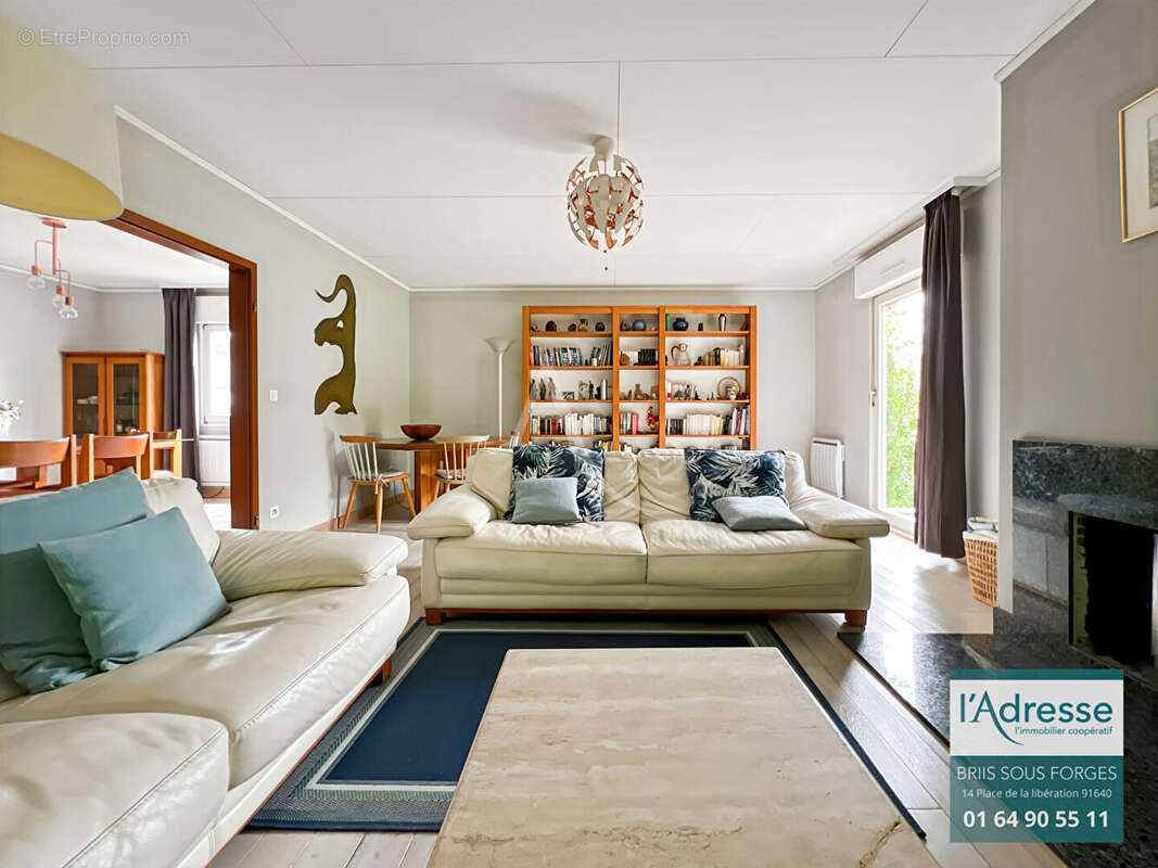 Maison à FONTENAY-LES-BRIIS