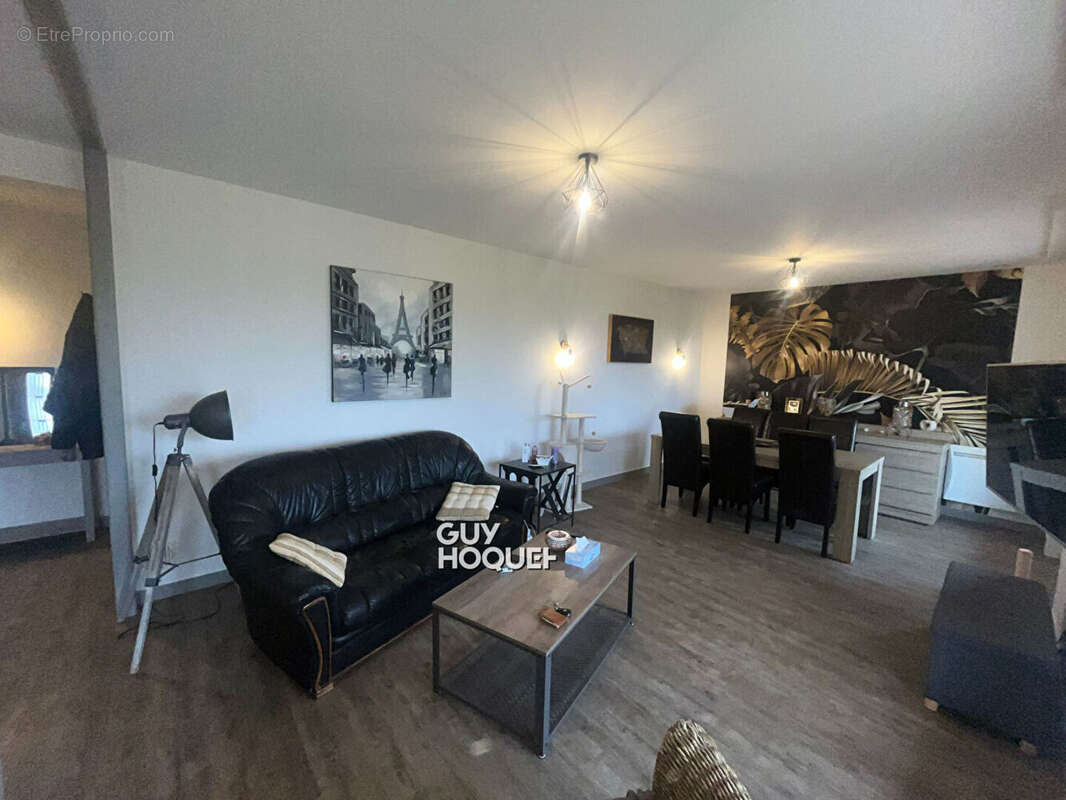 Maison à PARAY-LE-MONIAL