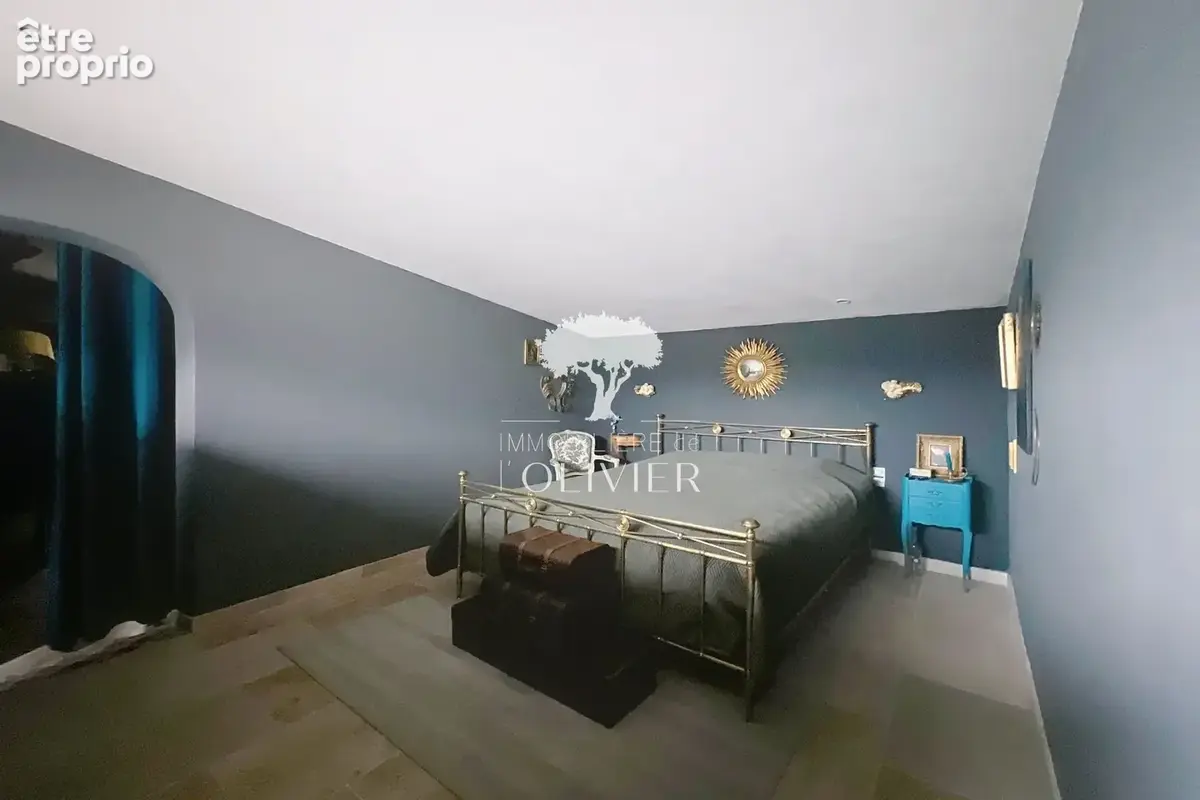 Maison 5 pièces 170 m² à vendre à Apt (84400) - photo 5
