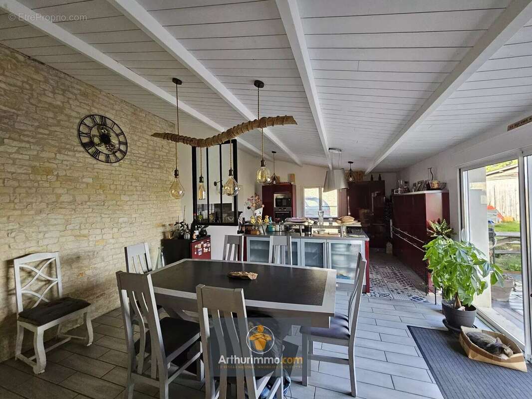 Vente Maison Benon(17170) 282 000ï¿œ - photo 2