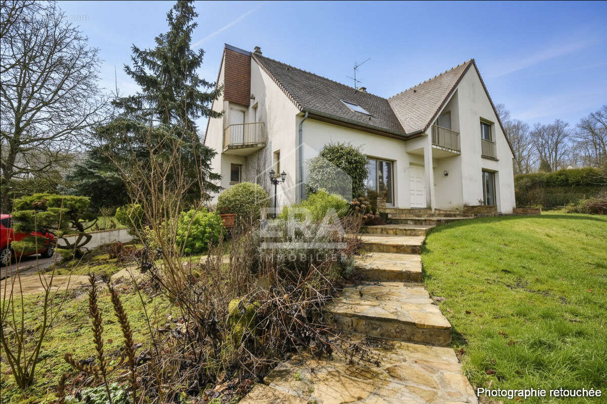 Maison à COIGNIERES
