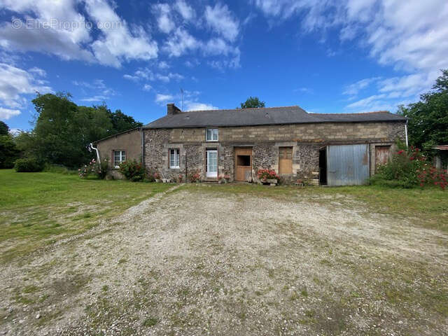 Ancien corps de ferme renover sur terrain de 3109 m2 - photo 2
