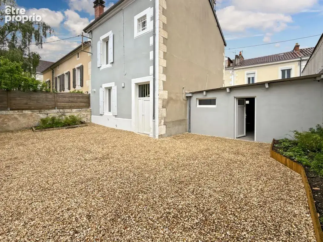  ensemble immobilier rénové avec double garage – quartier saint-georges à périgueux  - photo 6