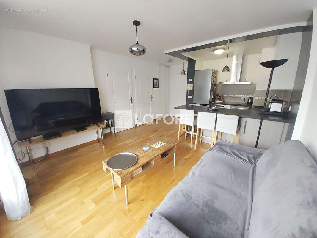 Appartement à VILLEMOMBLE