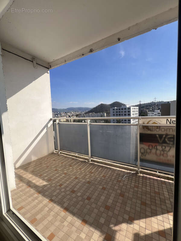 Appartement à SAINT-ETIENNE