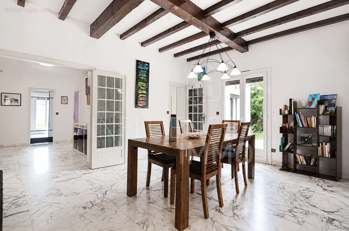 Maison à GUILHERAND-GRANGES