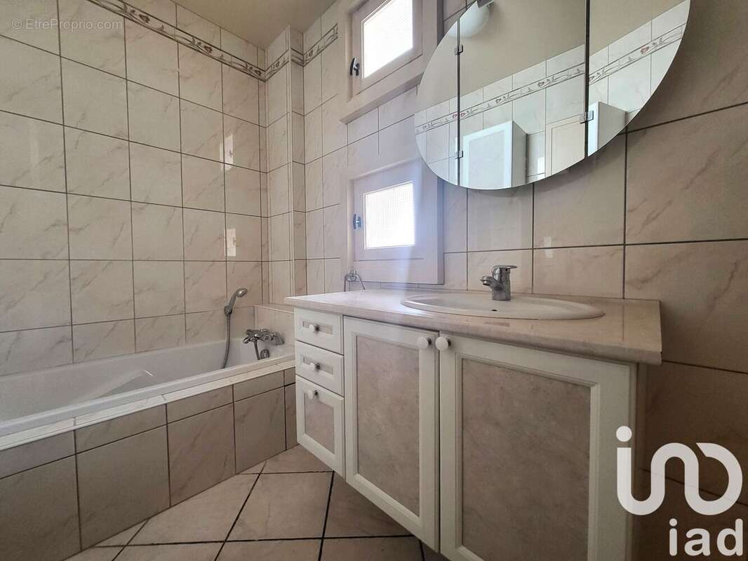 Photo 6 - Appartement à SAINT-ETIENNE