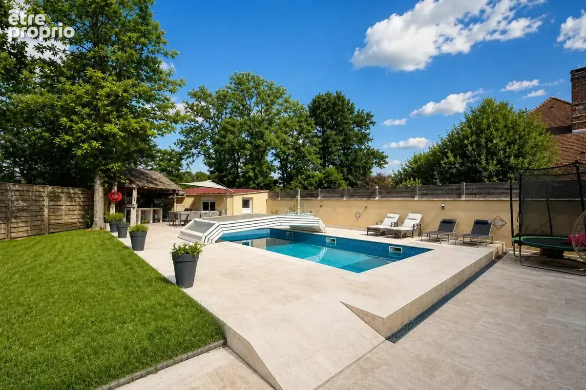 Maison de 7 pièces de 230 m² à Dammarie-les-Lys - photo 10
