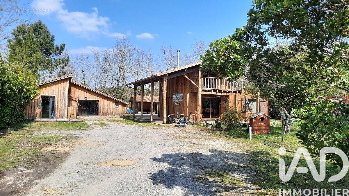 Photo 1 - Maison à SANGUINET