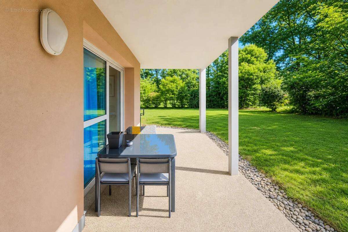 Appartement à VETRAZ-MONTHOUX