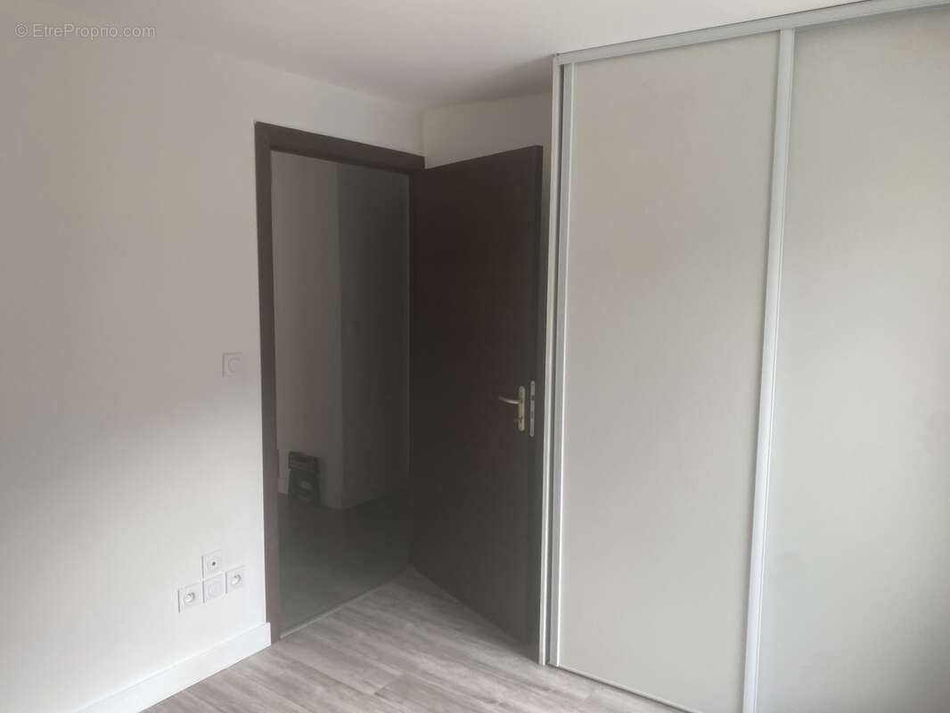 Appartement à MAUGUIO