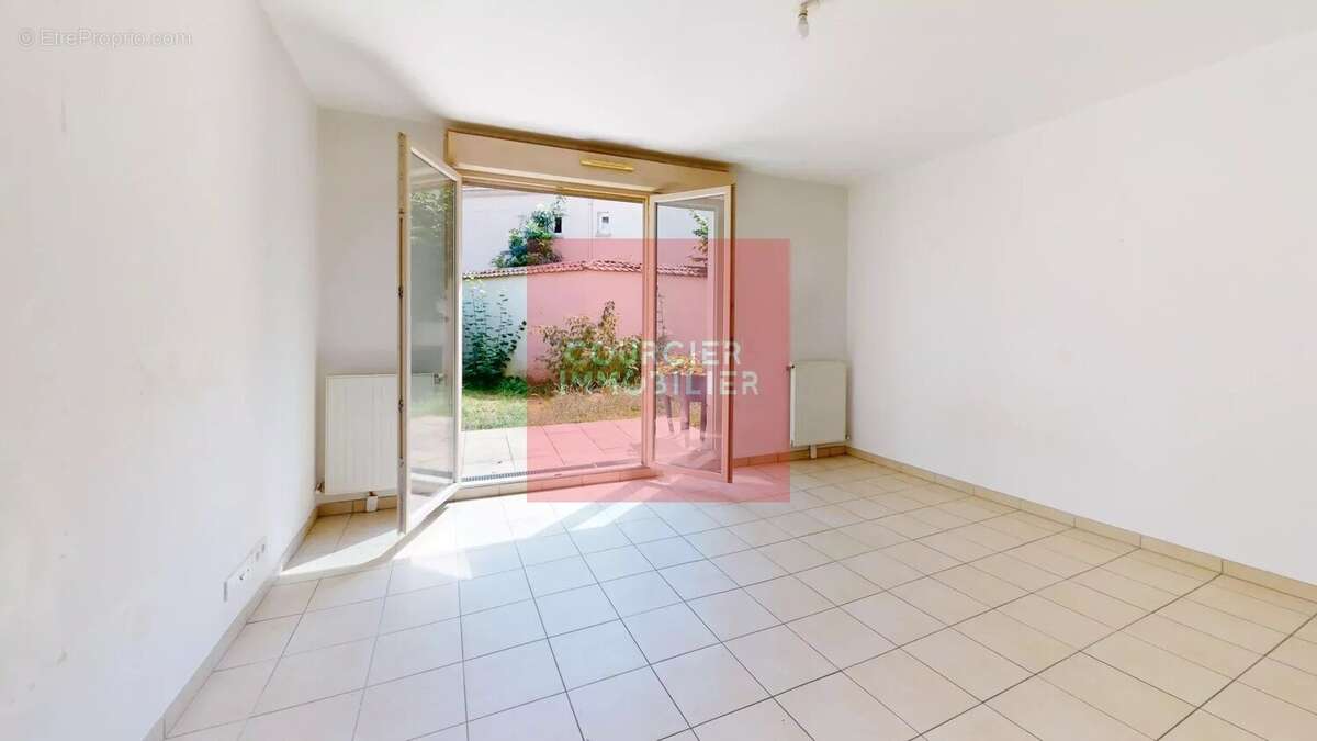 Le mesnil saint denis (78) - a vendre appartement 2 pieces rdj 44 m² - photo 3