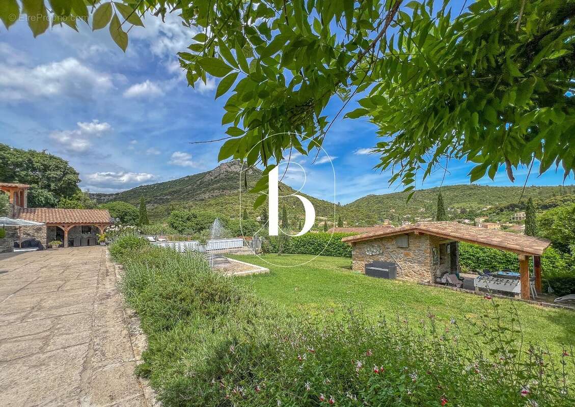 Vente en exclusivité d'un petit coin de paradis  - photo 38