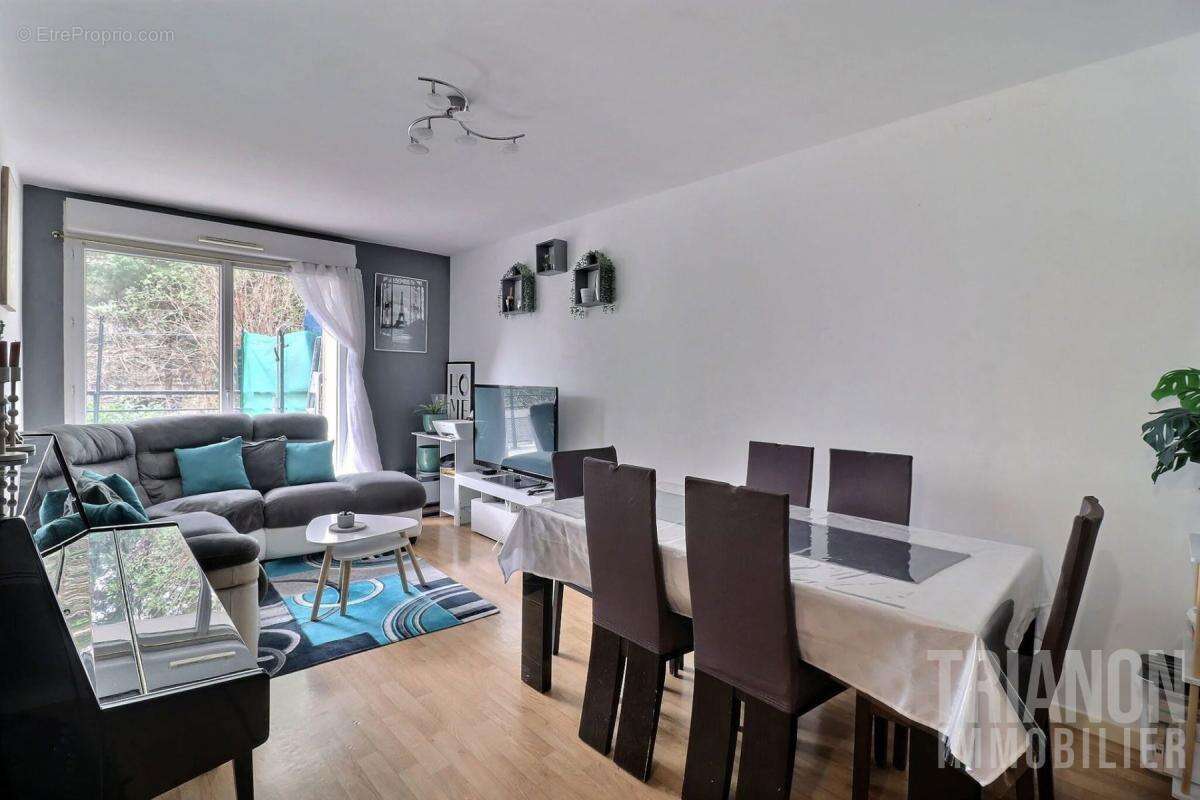 Appartement à LES MUREAUX