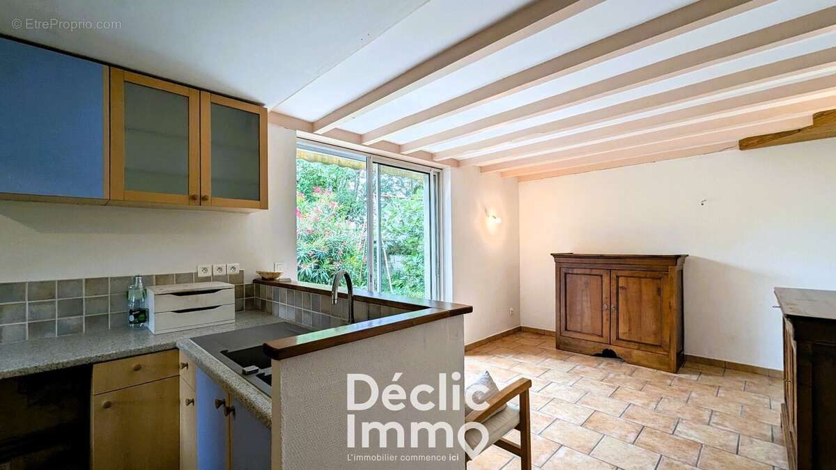 Maison 155m² 6 chambres à Angoulême - photo 4