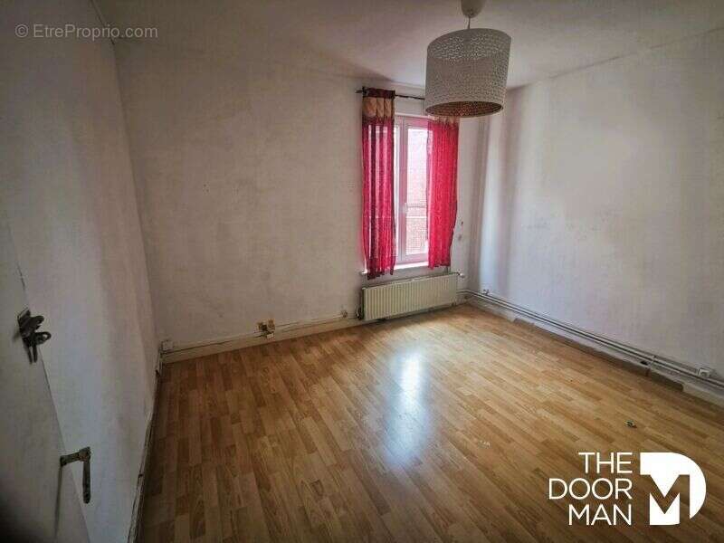 Maison à LA MADELEINE