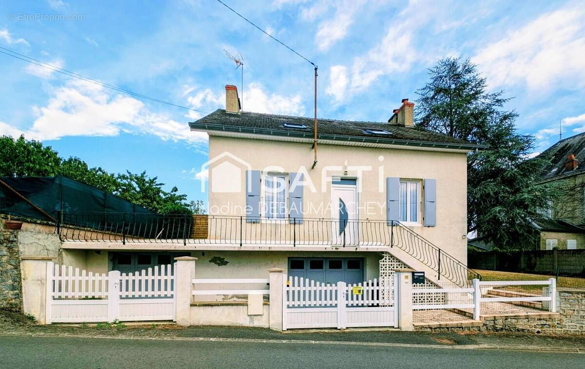 Photo 1 - Maison à PALINGES