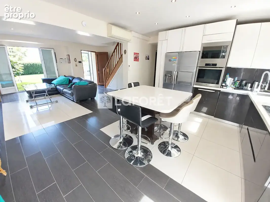 Photo Maison à Villemomble au prix de 588 000€