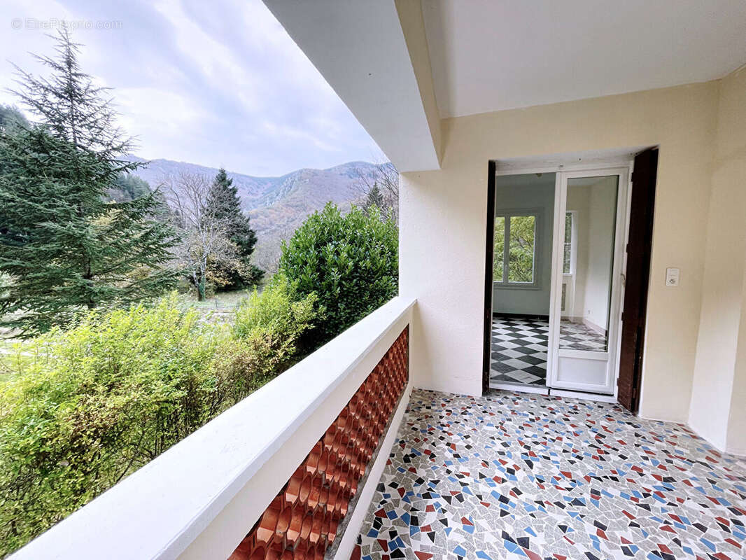 Maison à LAVIOLLE