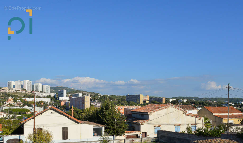 Appartement à MARSEILLE-15E