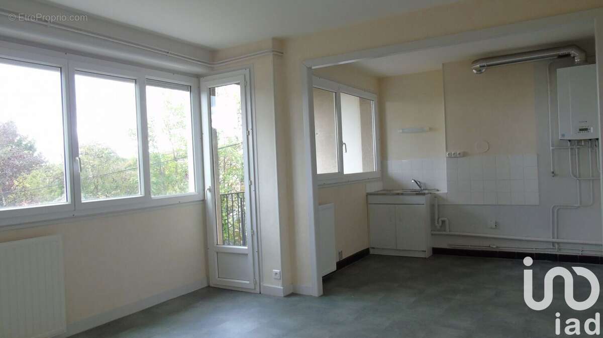 Photo 4 - Appartement à GUEUGNON