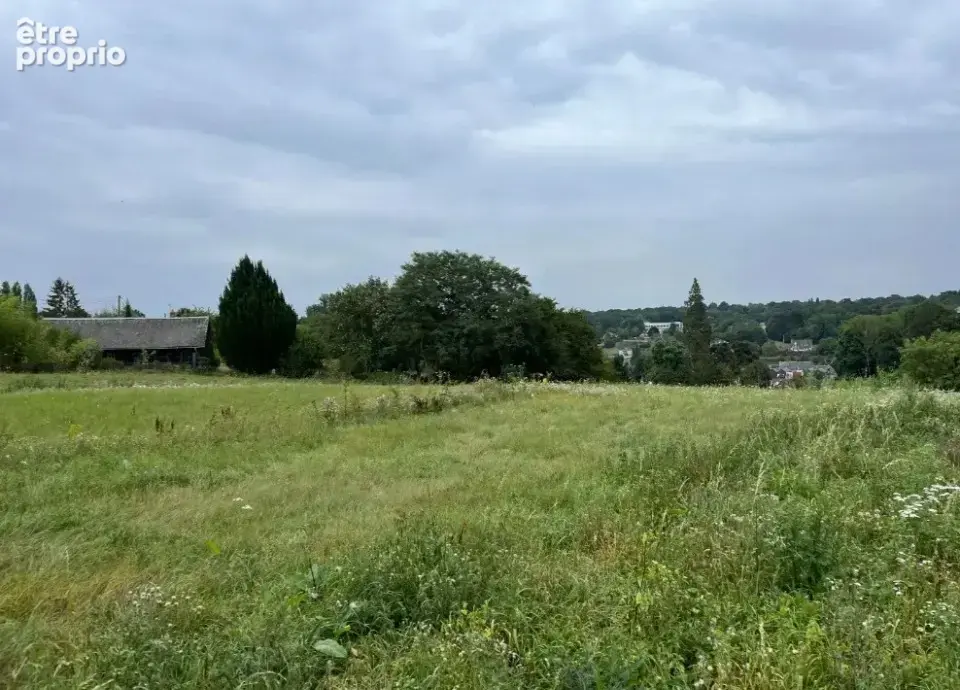 Terrain à BROGLIE