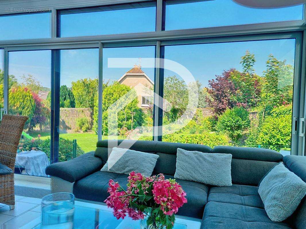 Maison à SAINT-ETIENNE-AU-MONT