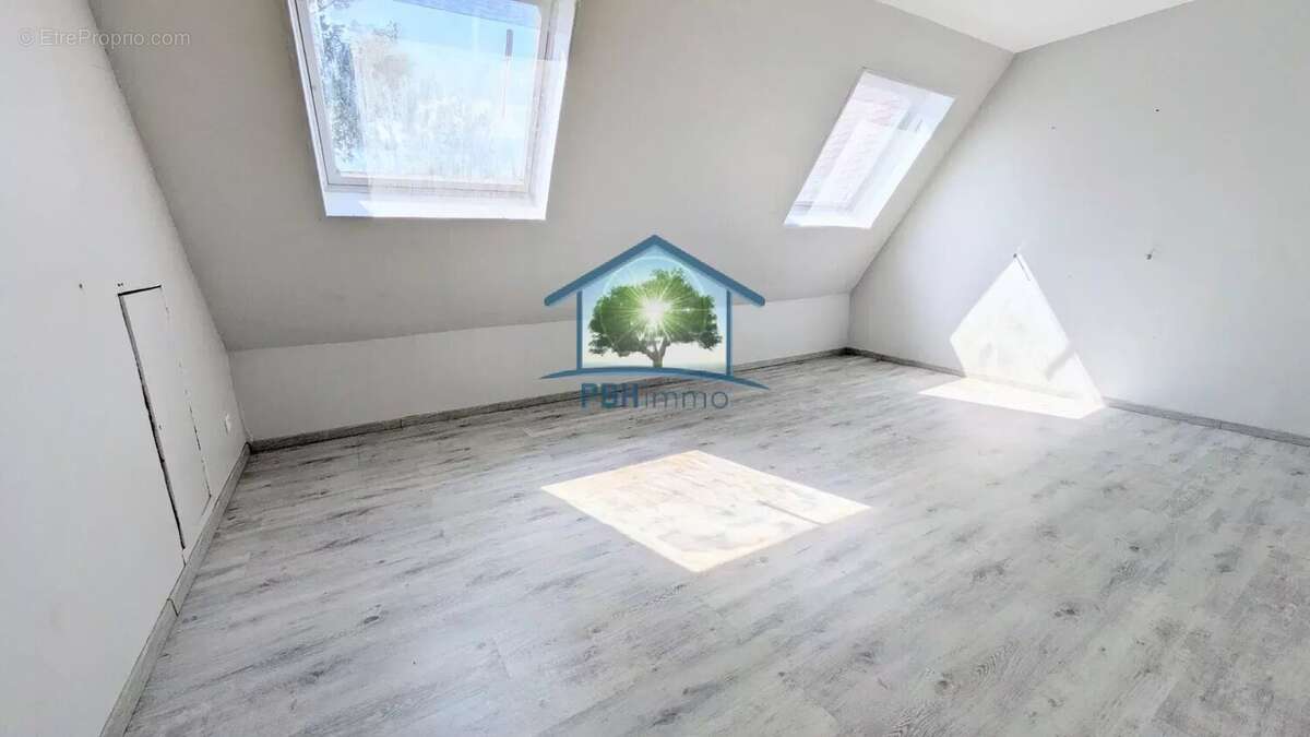 INGWILLER (67) - Maison 334m² avec Cave, Cour et Jardin sur 95 ares - photo 19