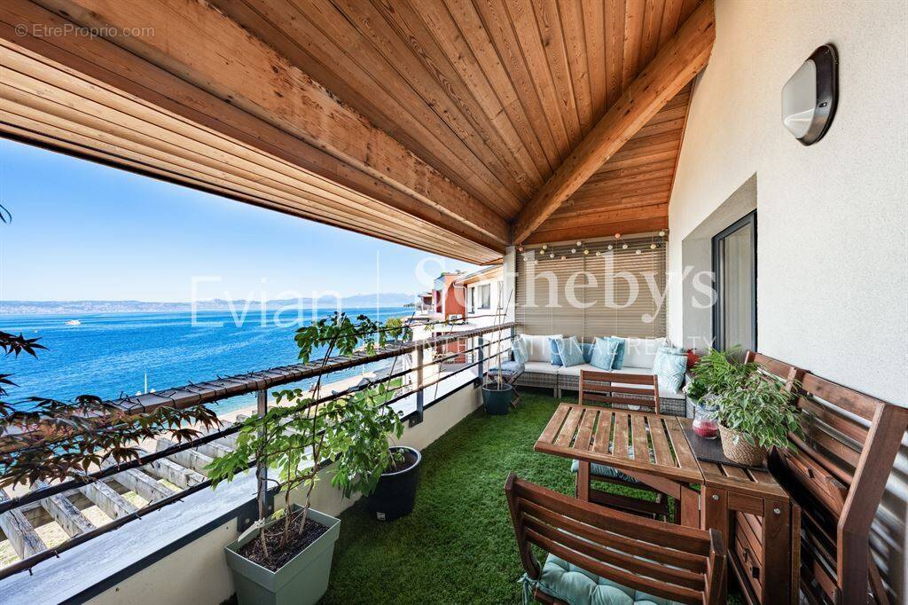 Appartement à EVIAN-LES-BAINS