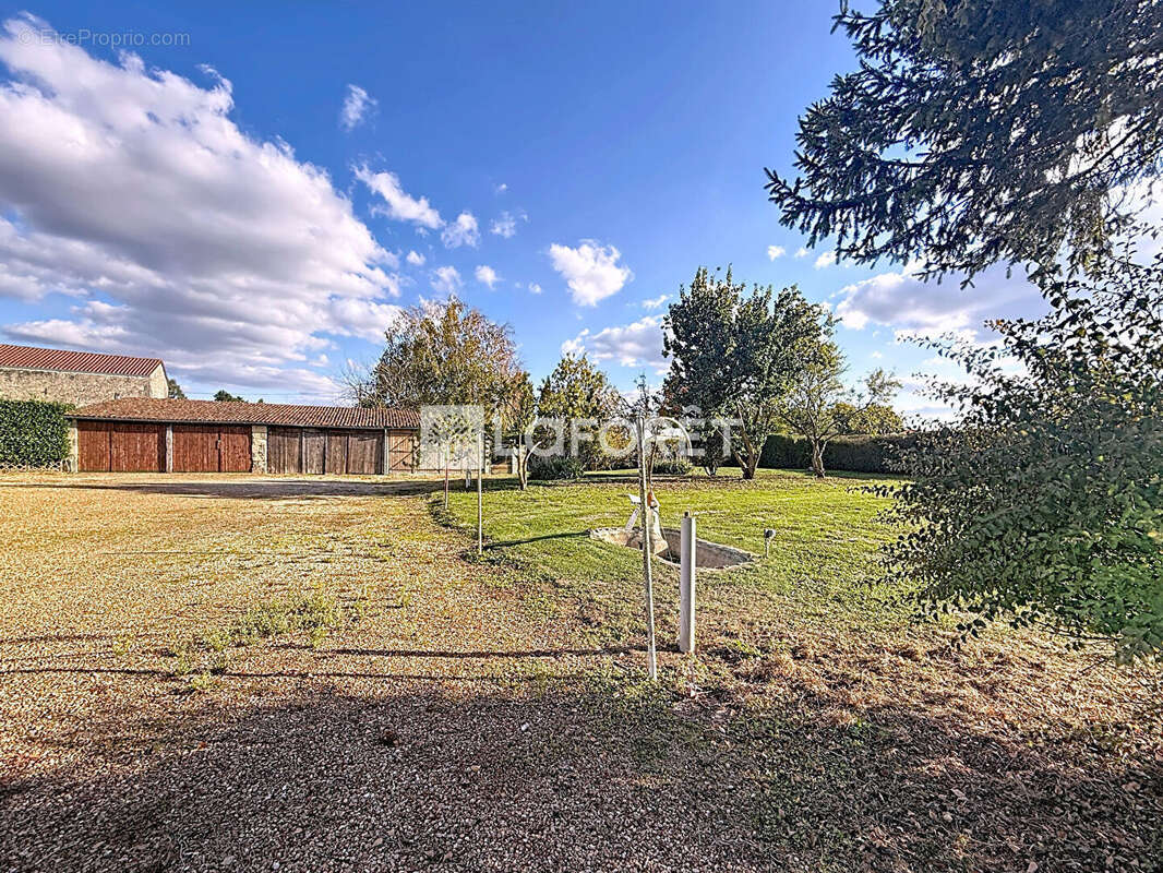 Maison à DOUE-LA-FONTAINE