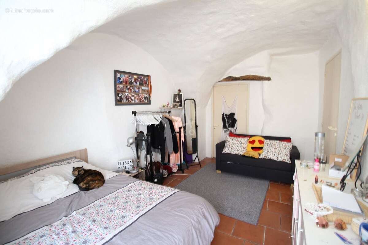 Maison à MONTPEYROUX