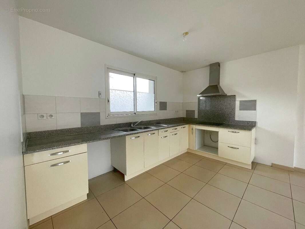 Maison à SAINT-GEOURS-DE-MAREMNE