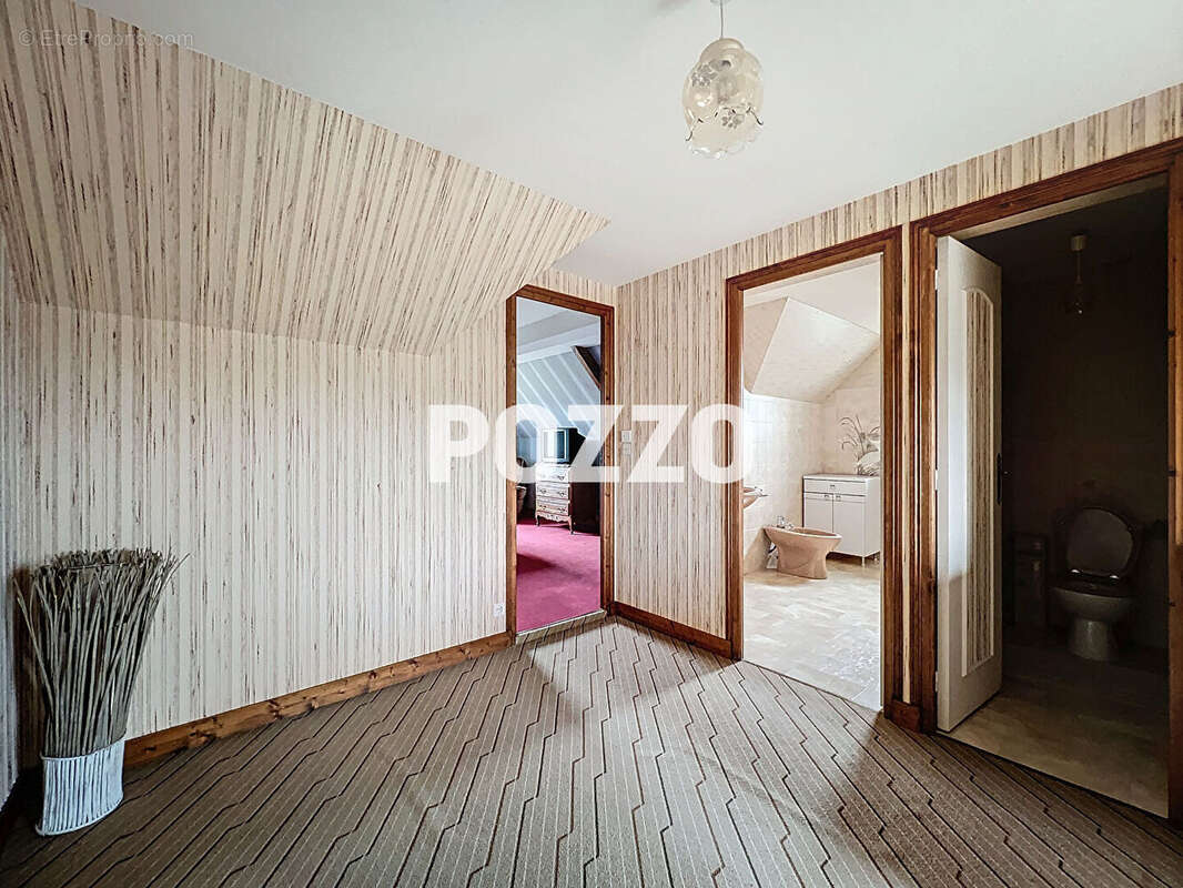 Maison à NOTRE-DAME-DU-TOUCHET