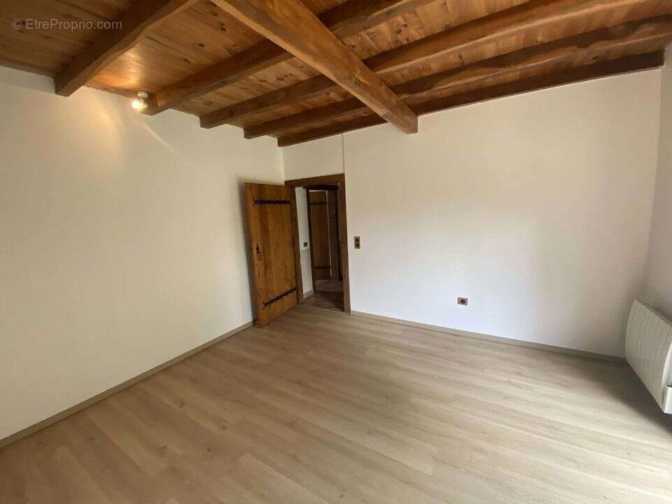 Maison en pierres type t4 avec gîte et piscine - photo 23