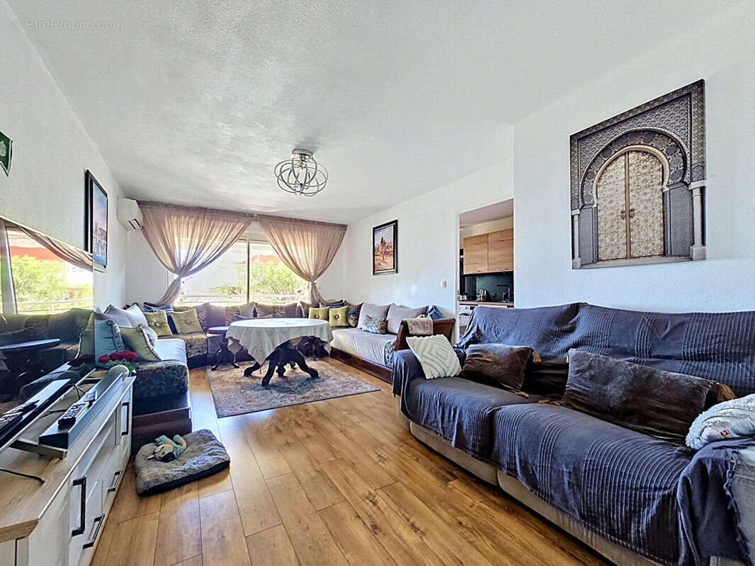 Appartement à MARSEILLE-12E