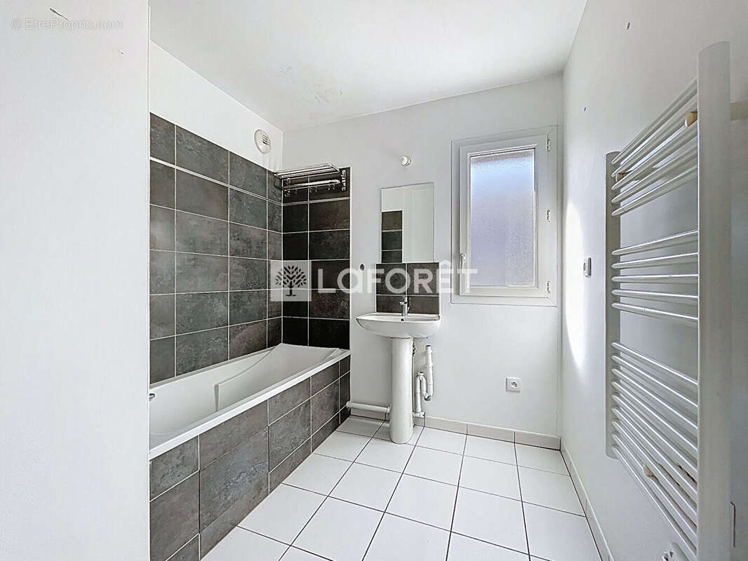 Appartement Lieusaint 4 pièce(s) 71 m2 dernier étage - photo 9