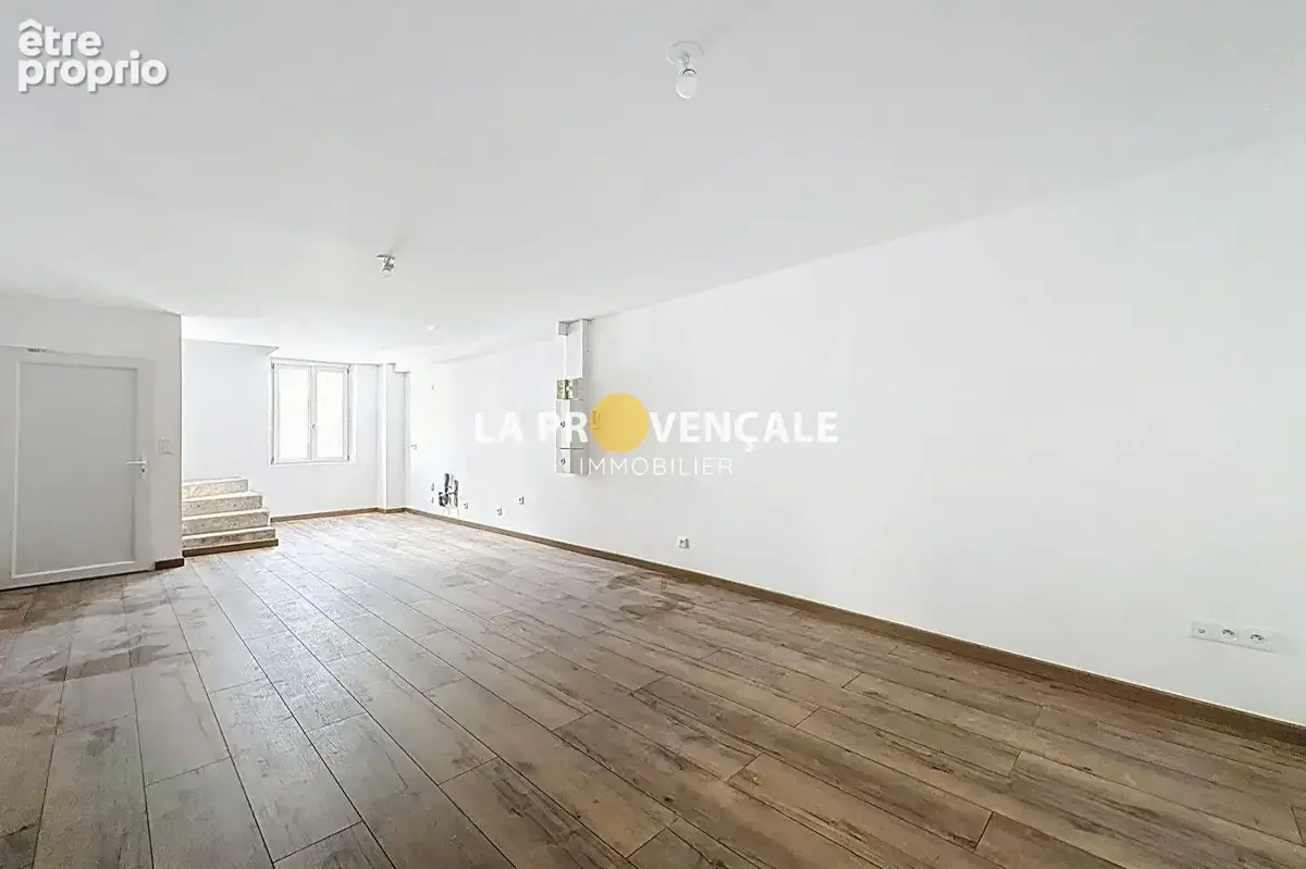 Appartement 3 pièces 63 m² à vendre à Trets (13530) - photo 4