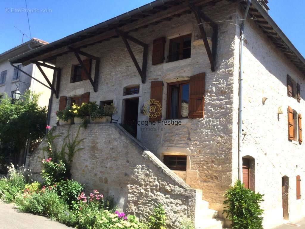 Maison à TOURNUS