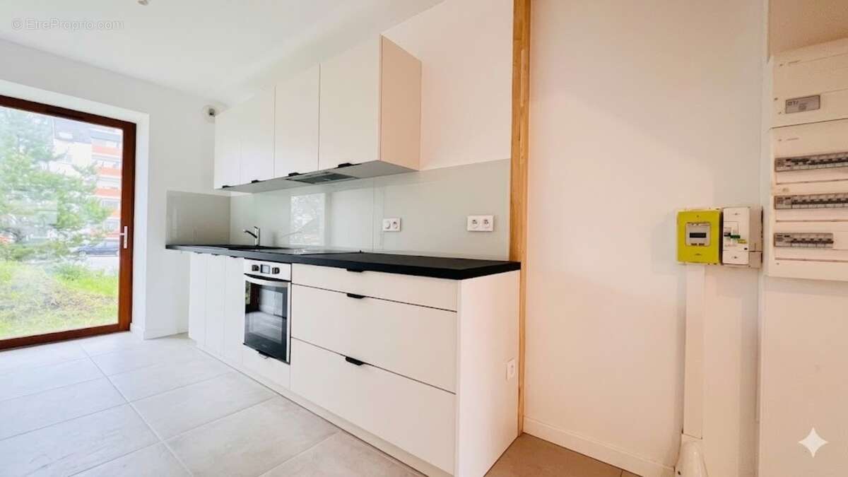 Dpt Finistère (29), à vendre QUIMPER maison / appartement  de 90 m² habitable - Terrasse - Parking - photo 3