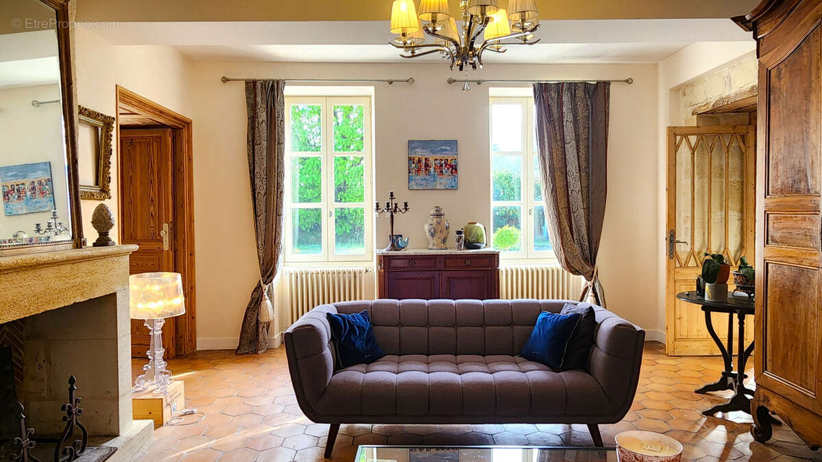 Maison à SAINT-ANDRE-DE-CUBZAC