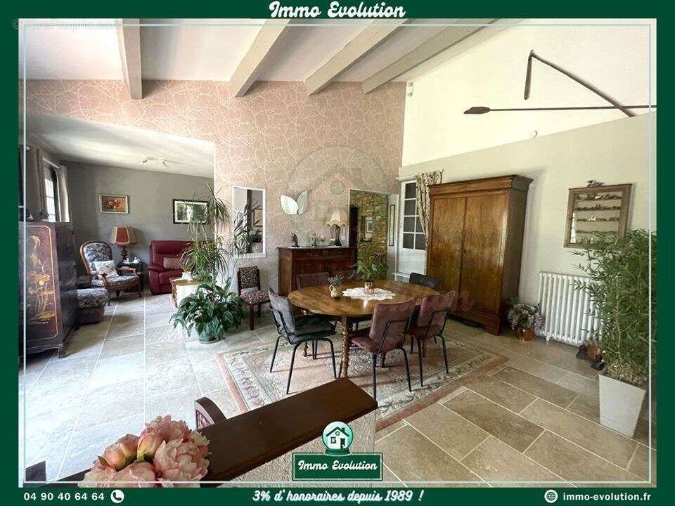 Maison 147 m² à Bagnols-Sur-Ceze  - photo 3